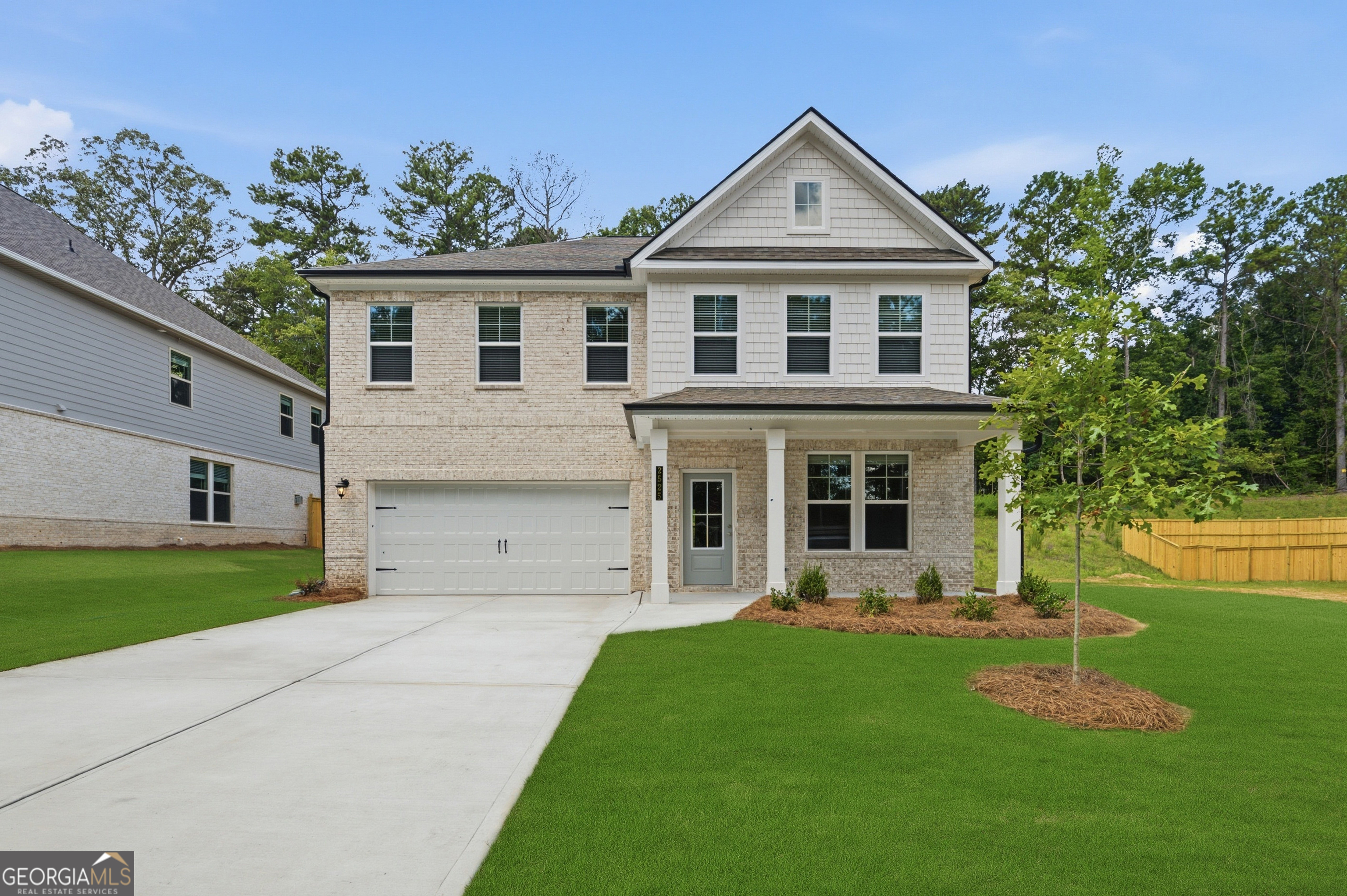 2525 Dixon Place