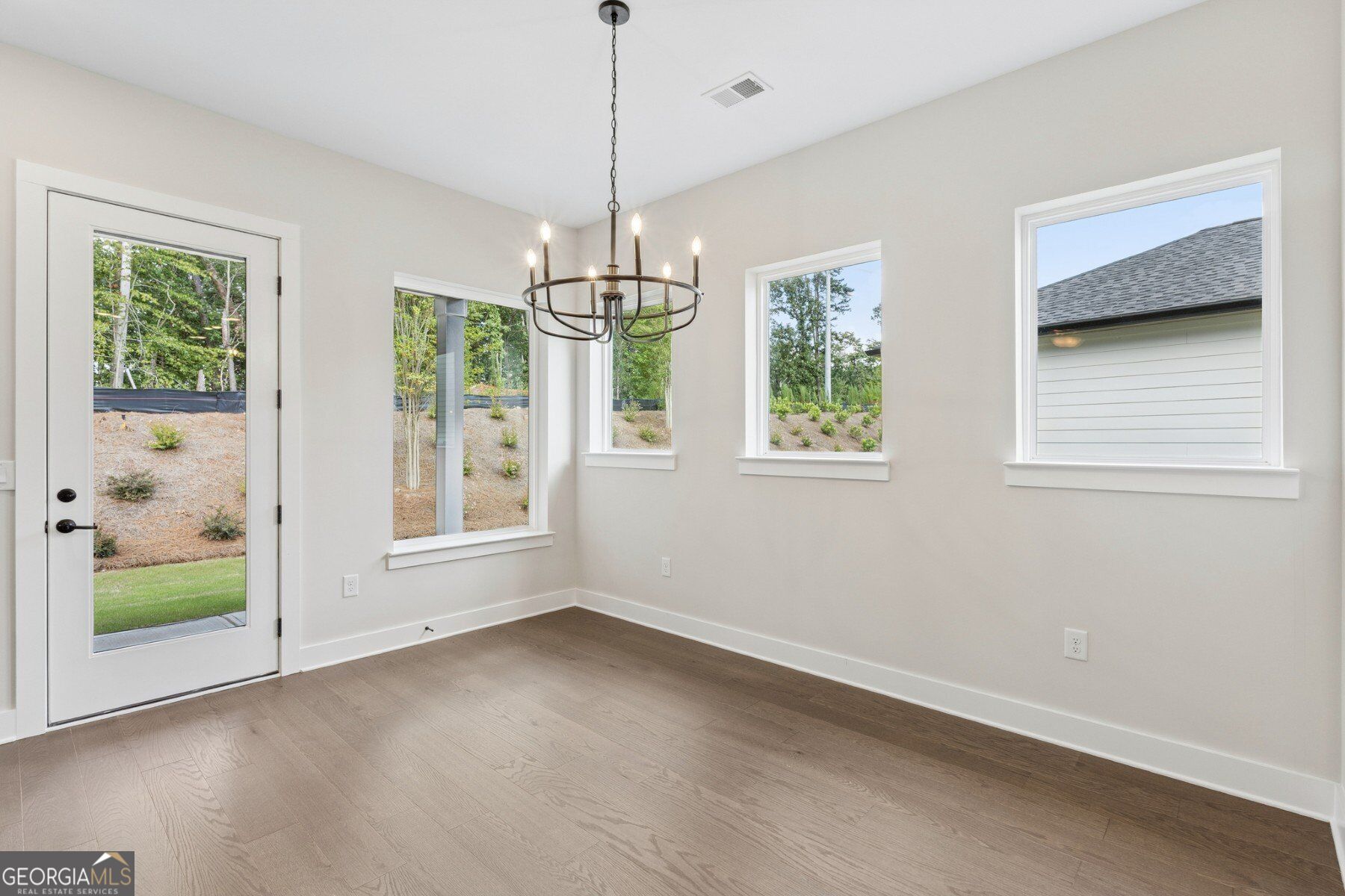 1410 Autumn Lake Drive Sw Property Photo 8