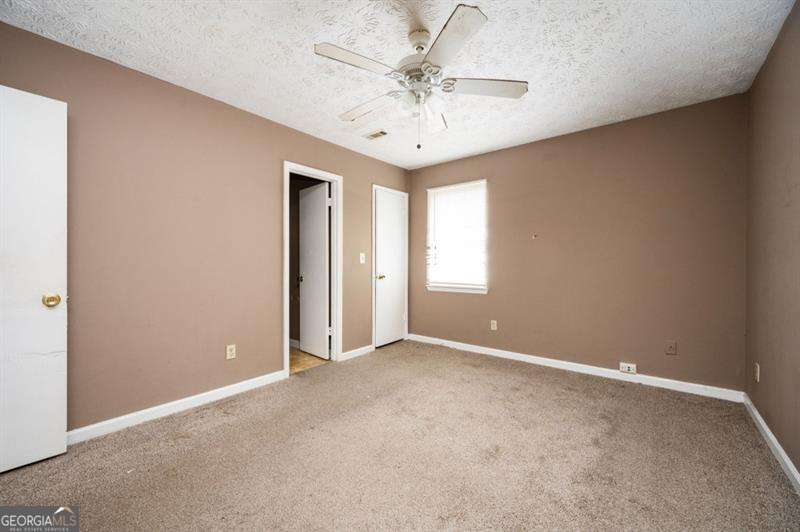 6347 Steepleridge Court Property Photo 13