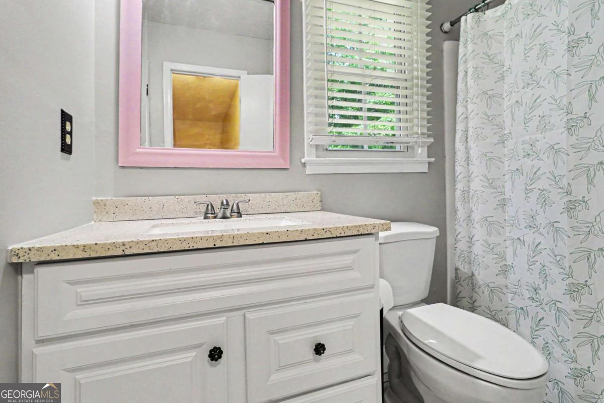 806 Valley Run Drive Property Photo 22