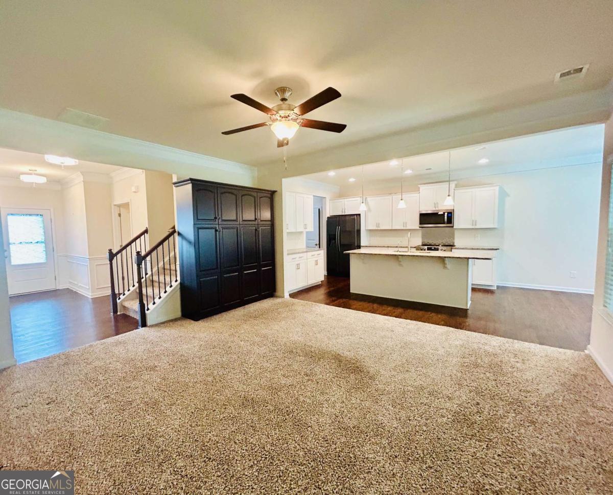 294 Orange Circle Property Photo 17