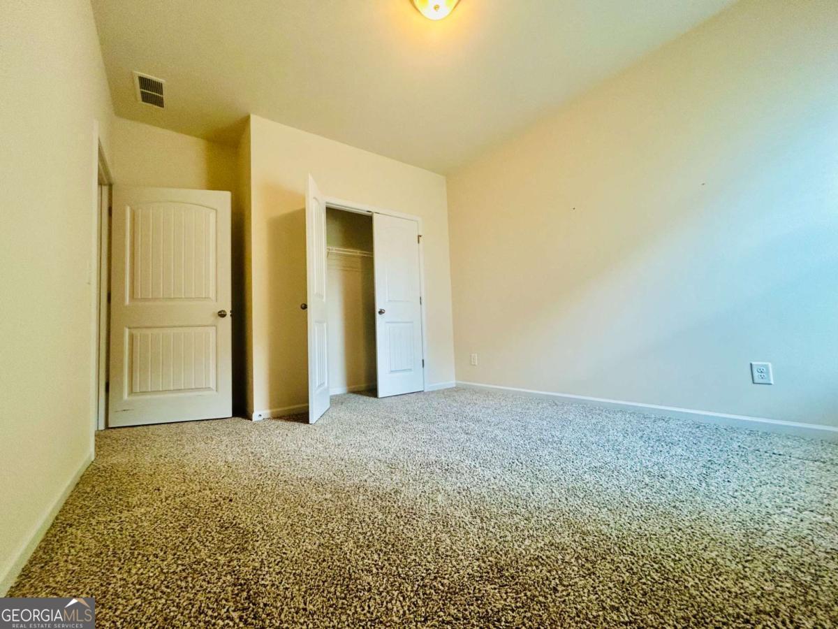 294 Orange Circle Property Photo 18