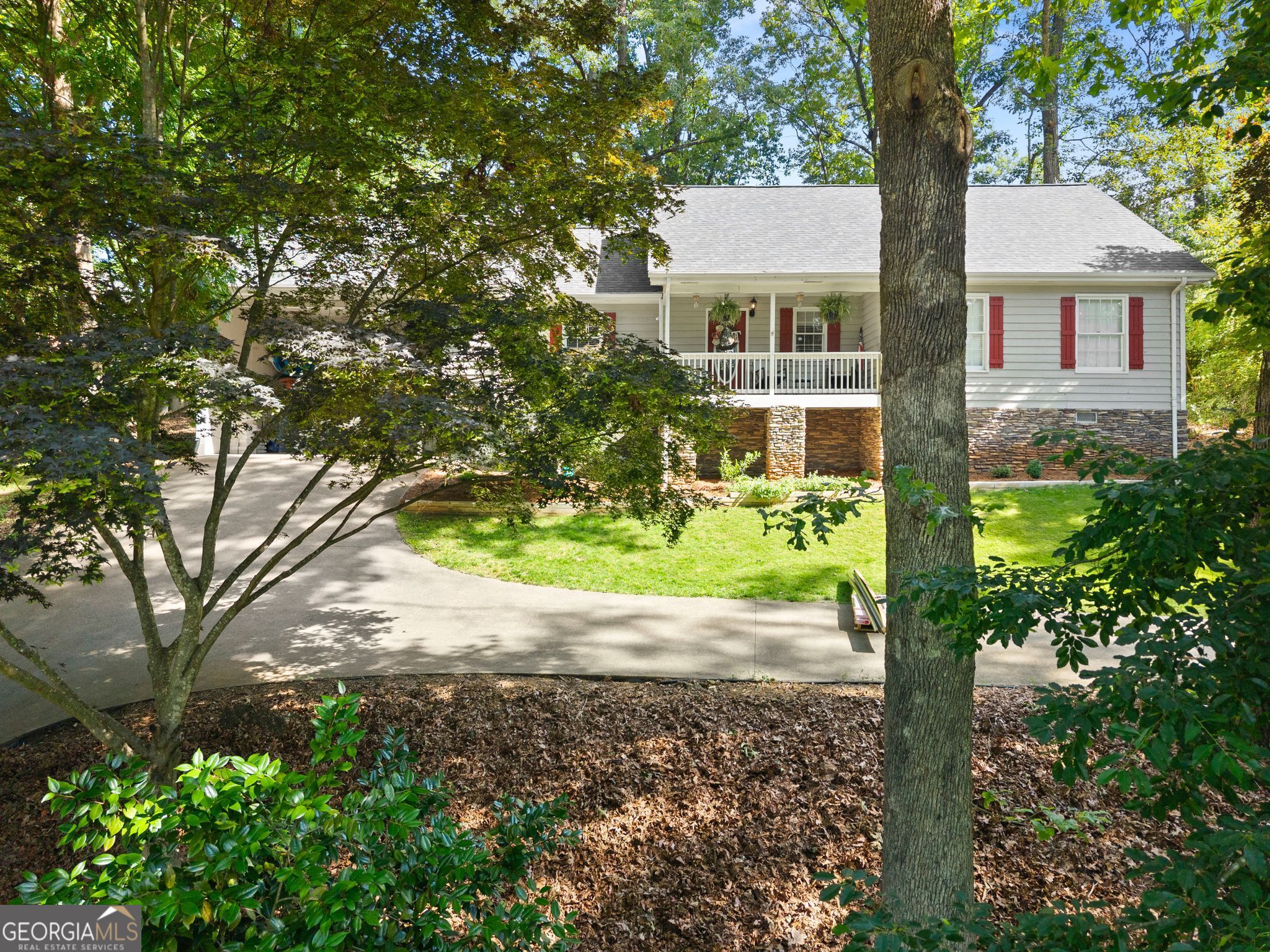 4002 Sundown Drive Property Photo 7