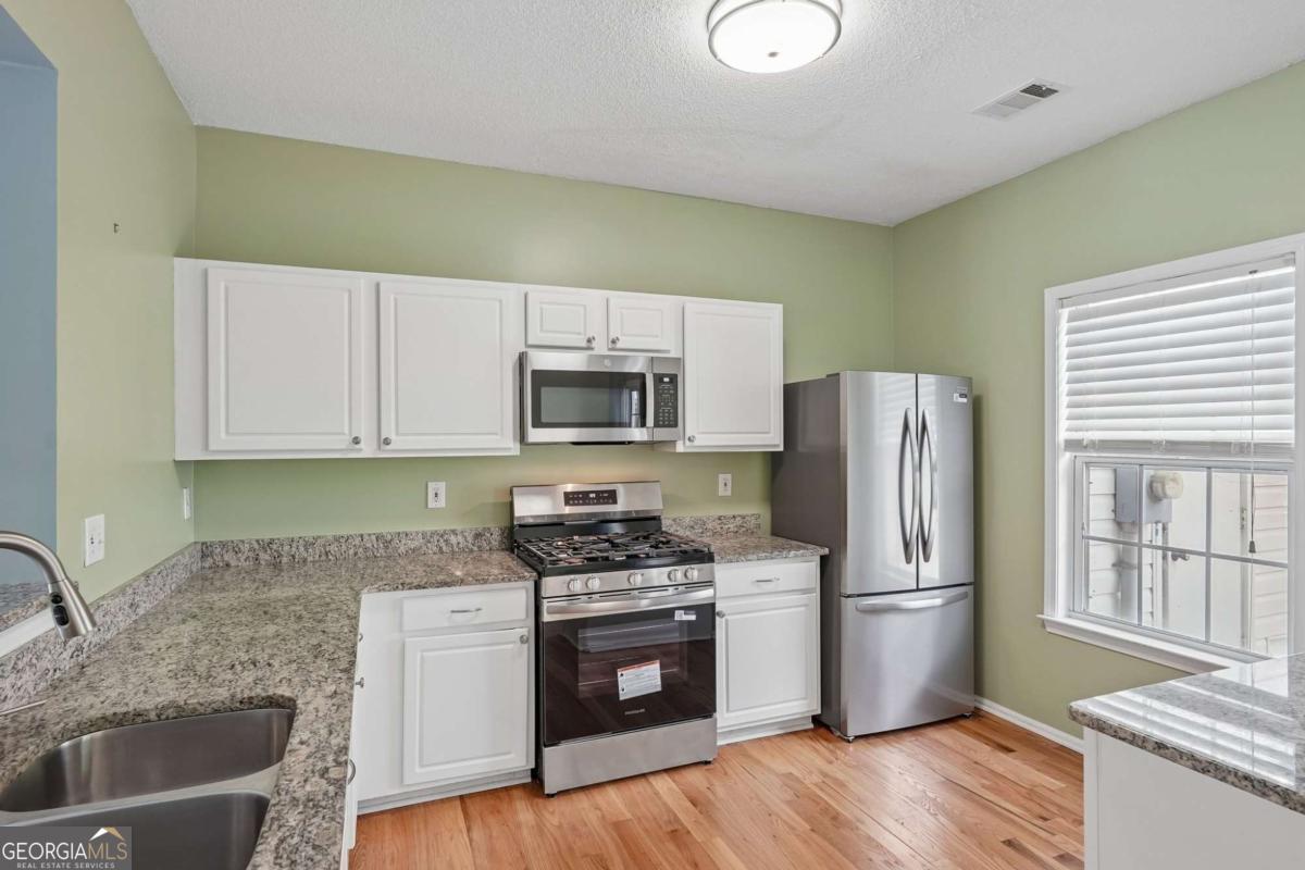 10900 Wittenridge Drive # D8 Property Photo 17
