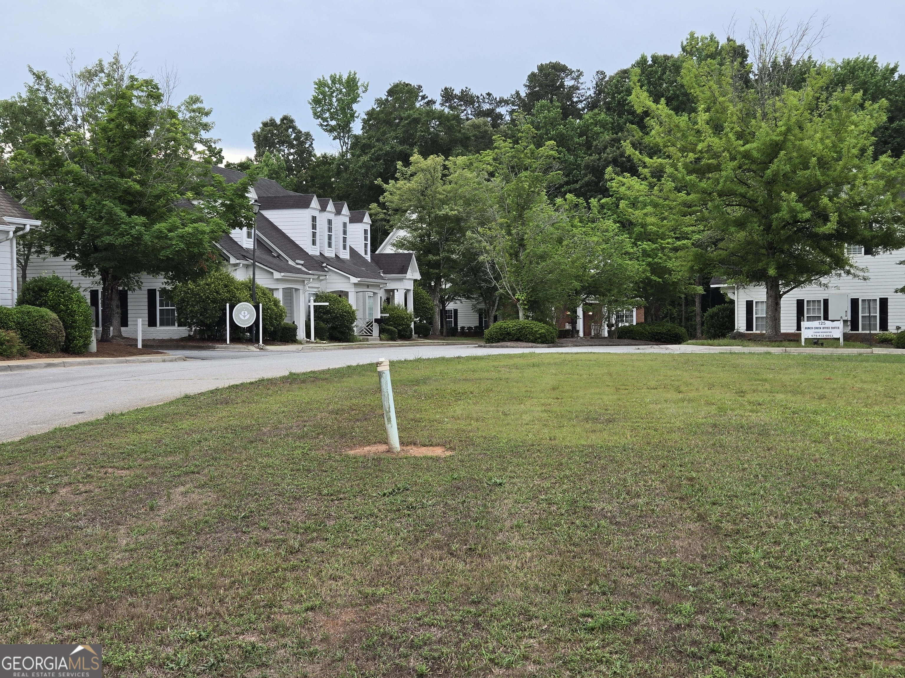 140 Howard Lane Property Photo 23