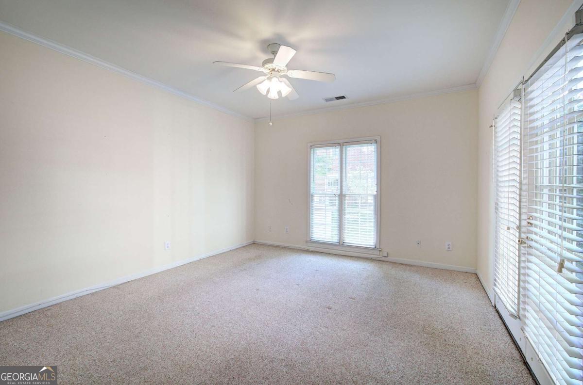 214 Manor Way Property Photo 16