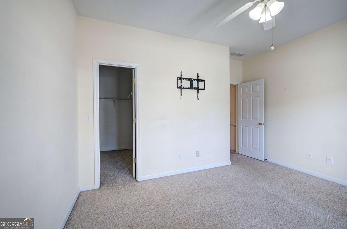 214 Manor Way Property Photo 25