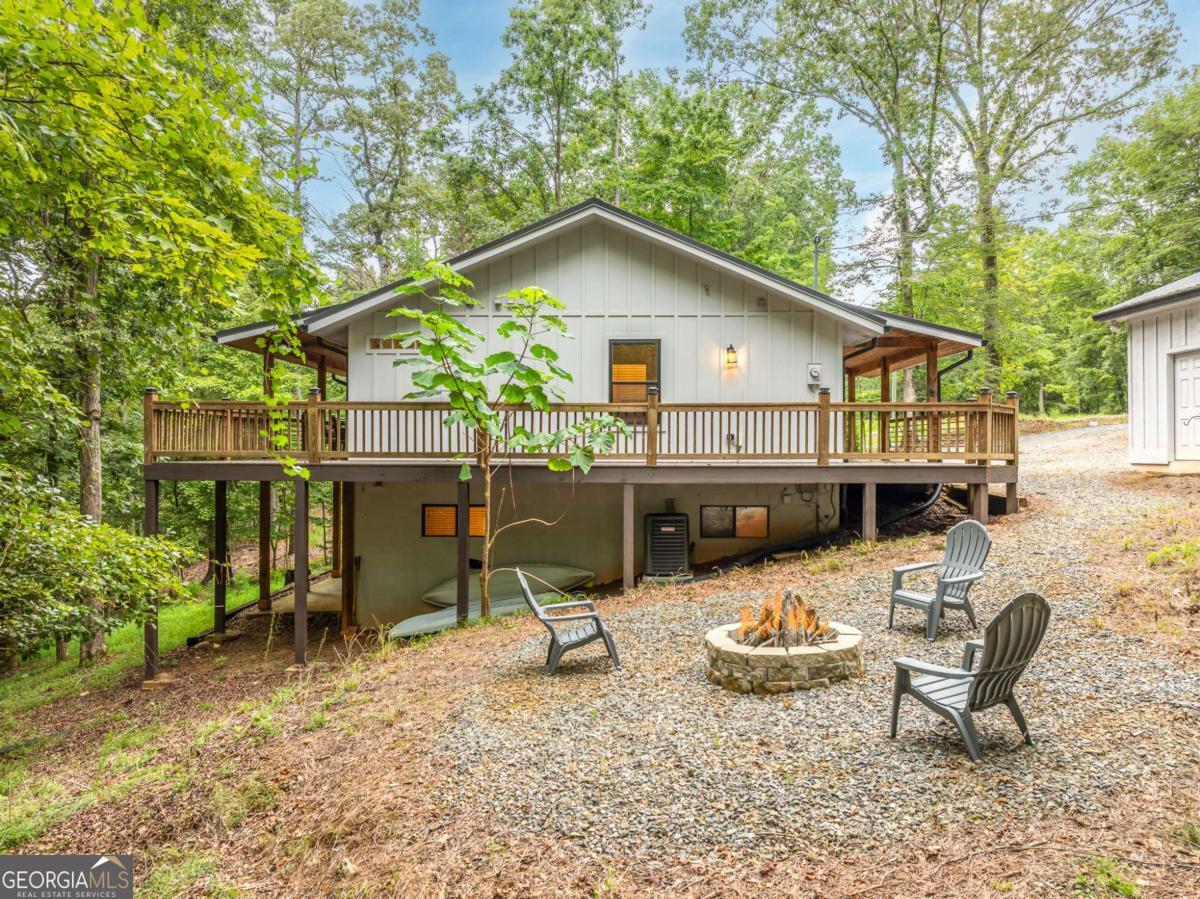 122 Acadia Drive Property Photo 8