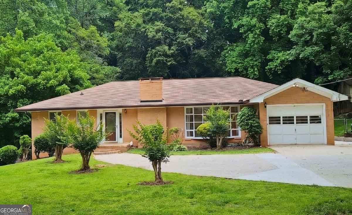 257 Chalmers Drive Nw Property Photo 1