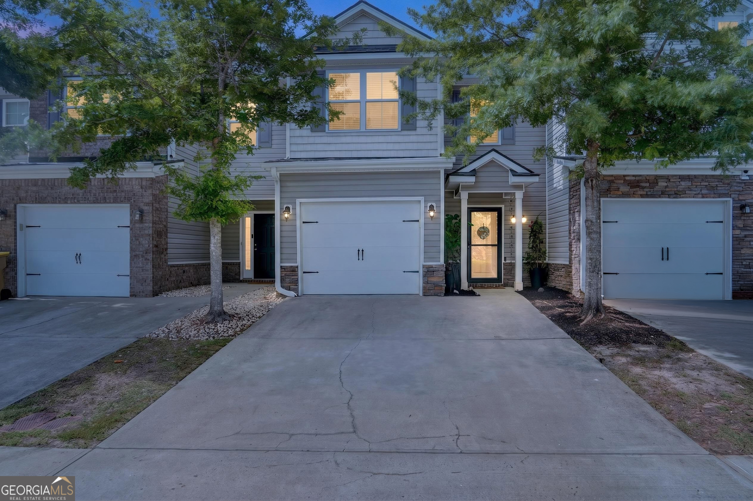 40 Cantle Drive Property Photo 1