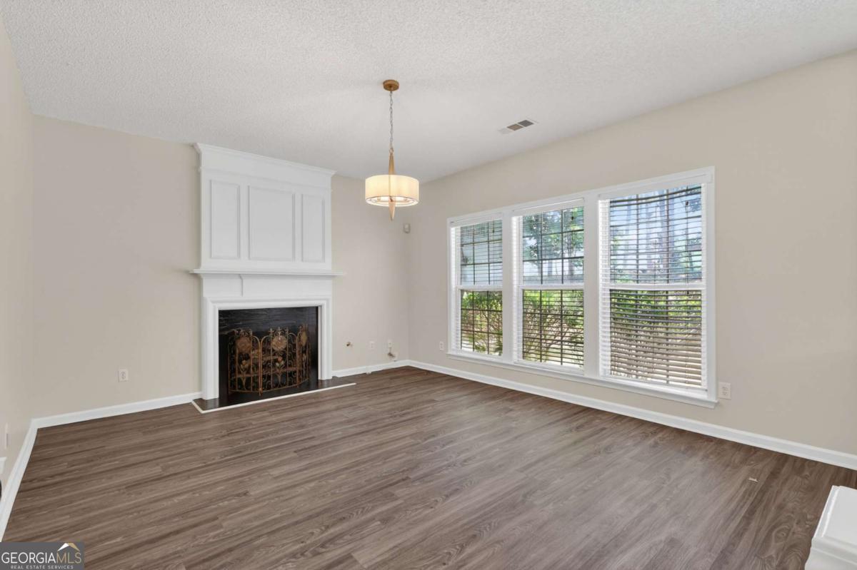 2052 Tallapoosa Drive Property Photo 10
