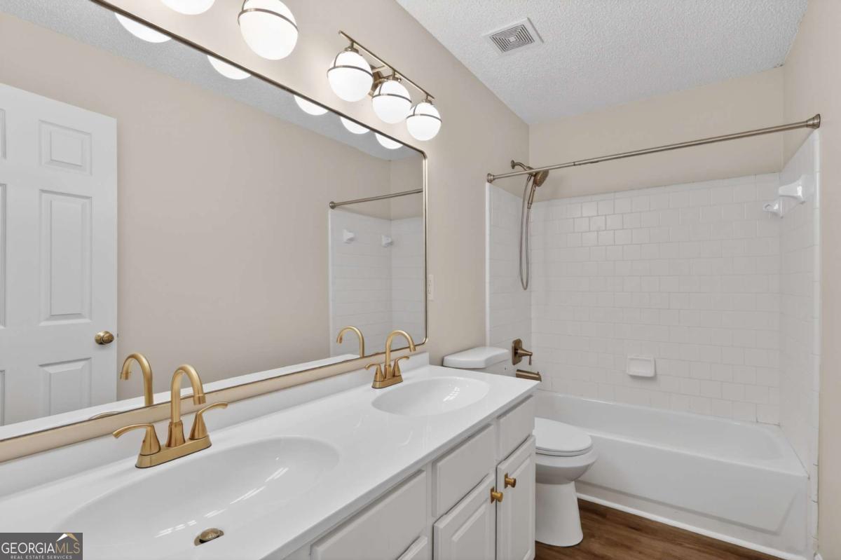 2052 Tallapoosa Drive Property Photo 17