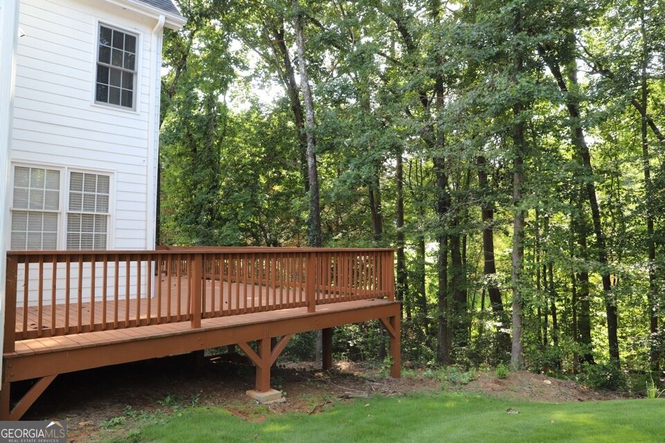 4195 Longlake Drive Property Photo 16