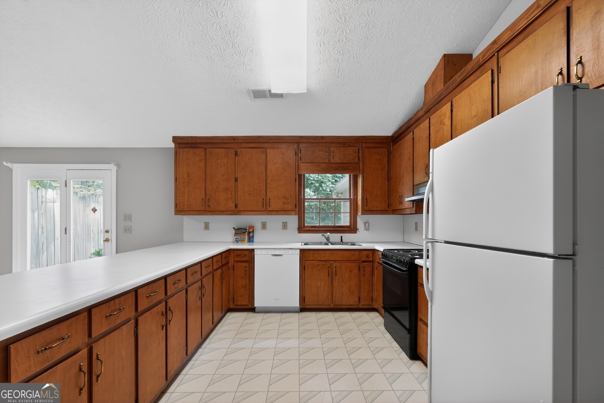 1990 Hutton Drive Property Photo 15