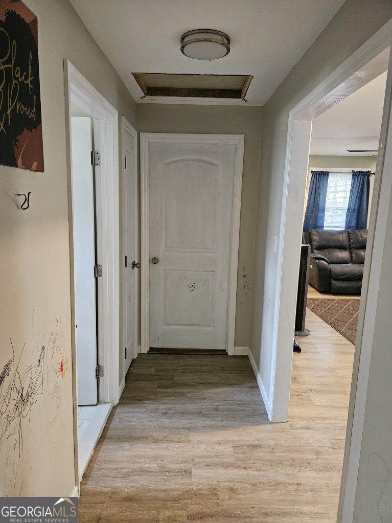 533 Grenada Terrace Property Photo 11