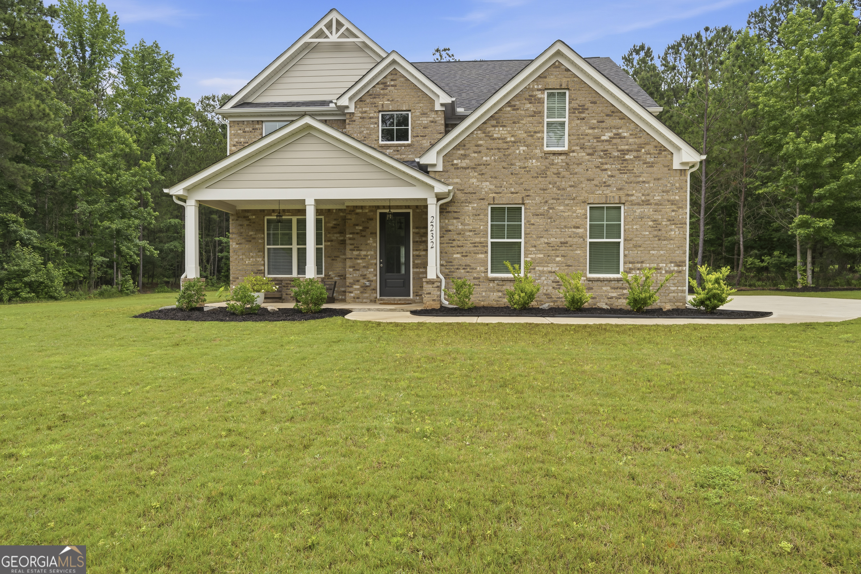 2232 Fox Creek Drive Property Photo 1