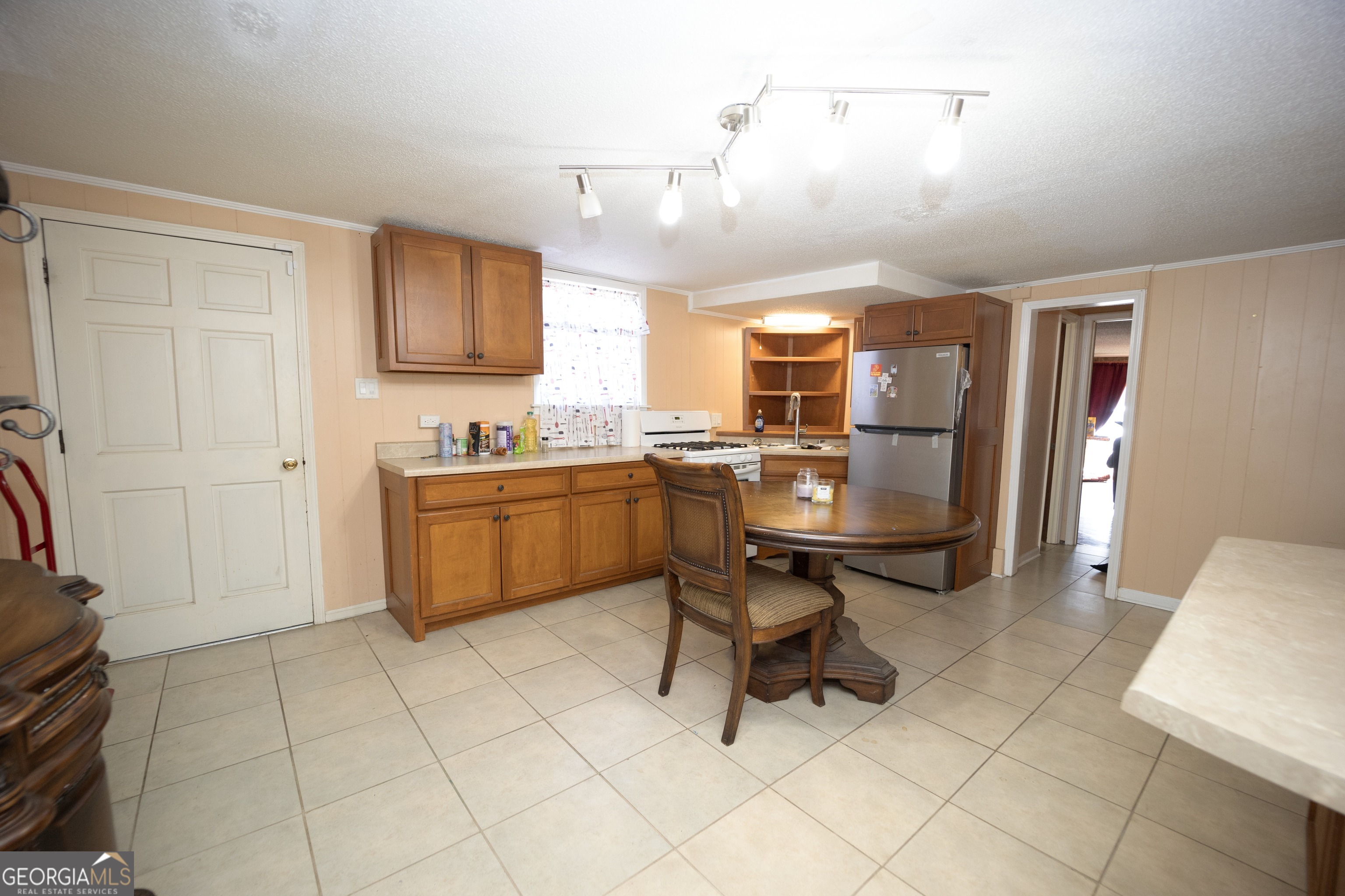 155 Forest Avenue Property Photo 14