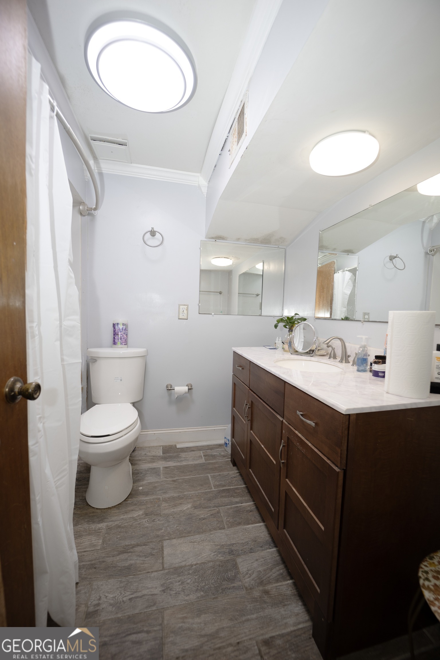 155 Forest Avenue Property Photo 15