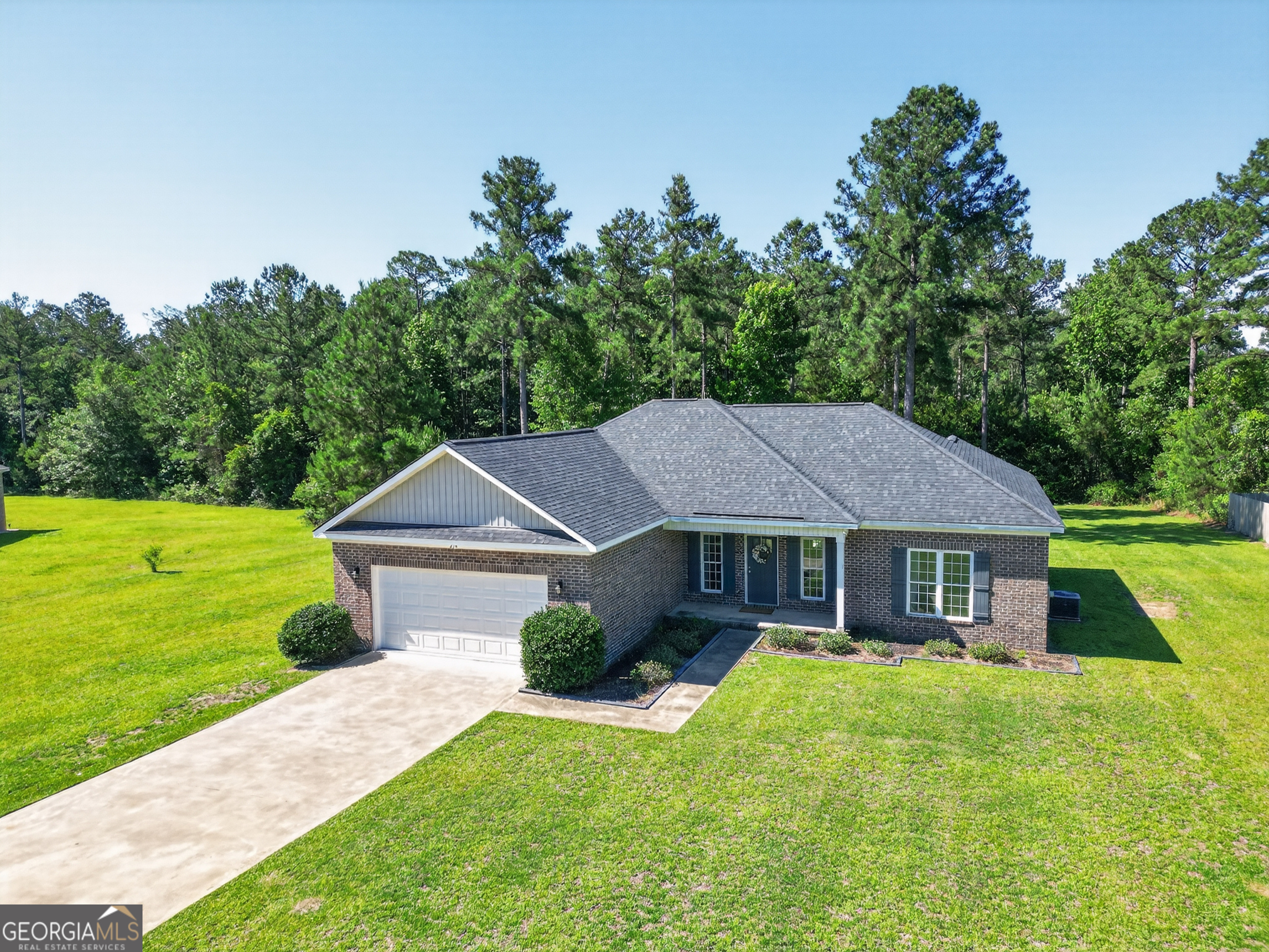 214 Dewpoint Drive Property Photo 4