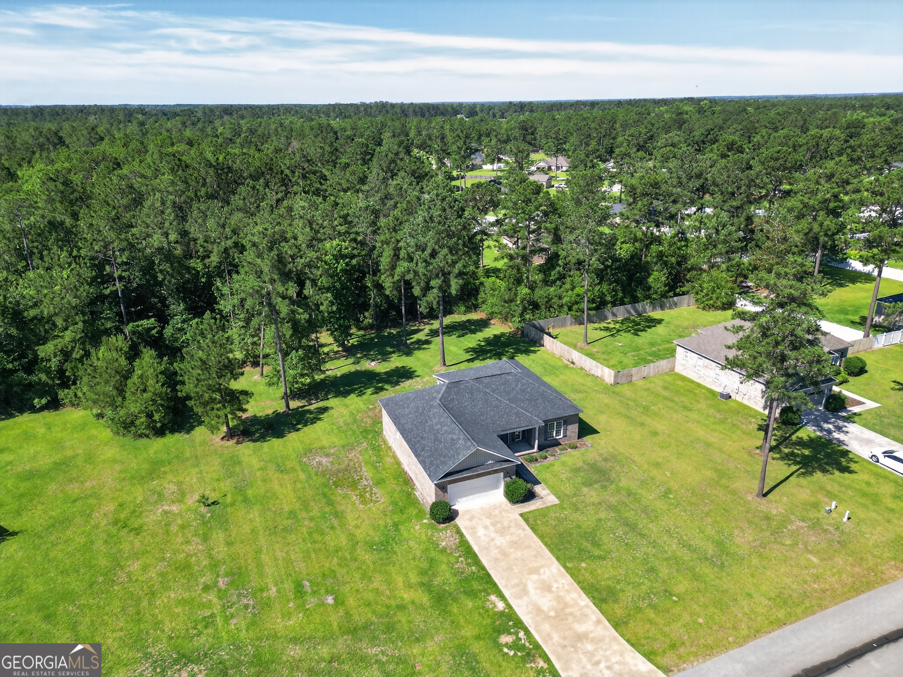 214 Dewpoint Drive Property Photo 7