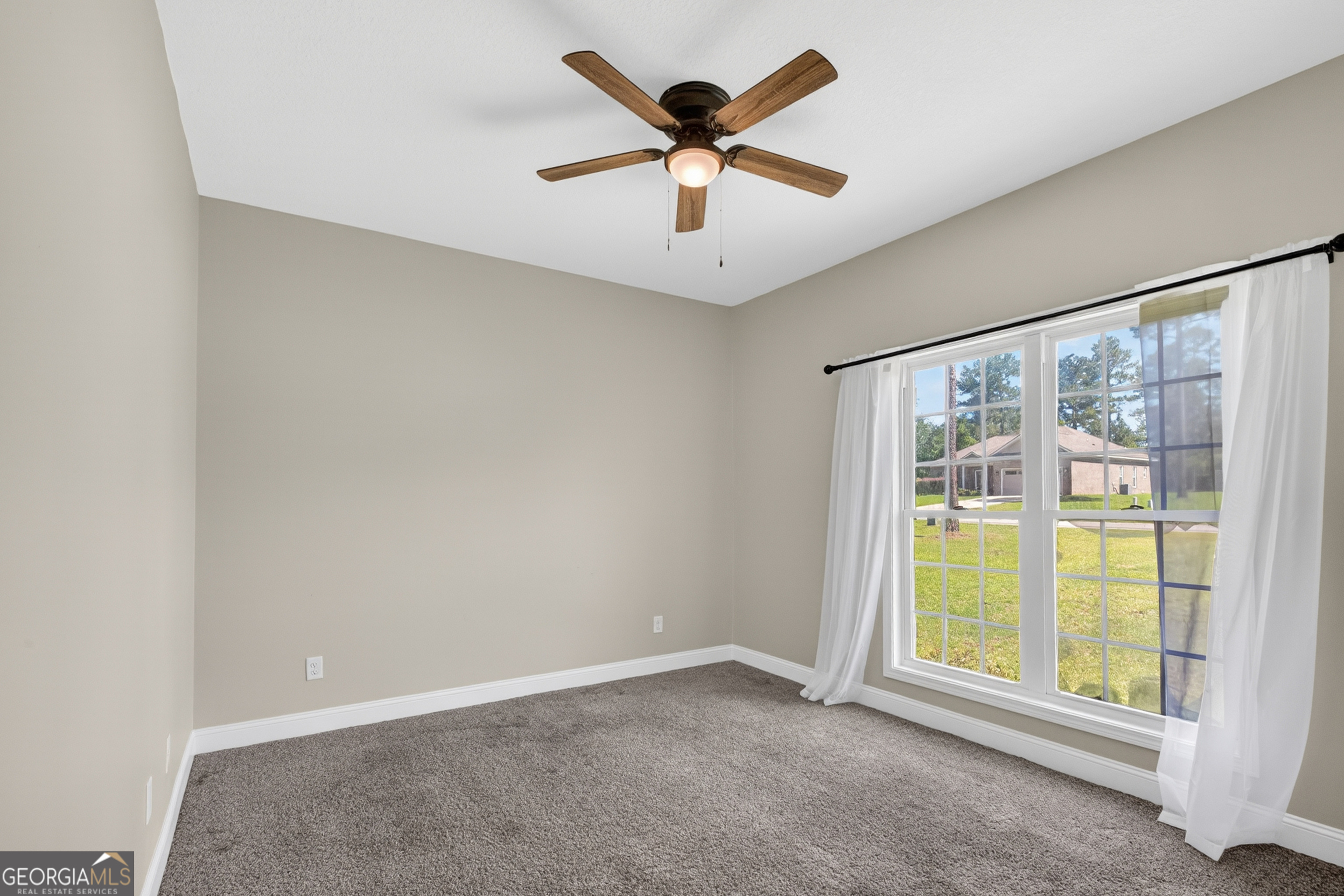 214 Dewpoint Drive Property Photo 41
