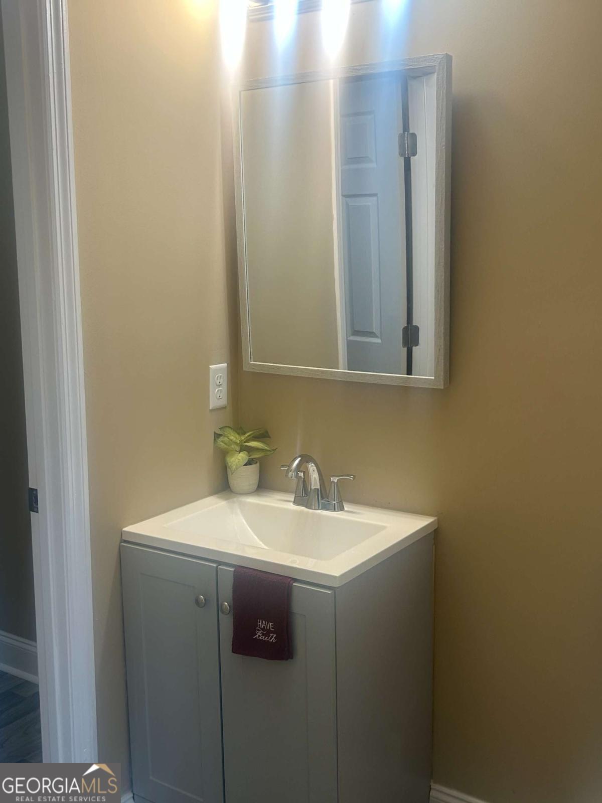 114 Mccarthy Road Property Photo 10