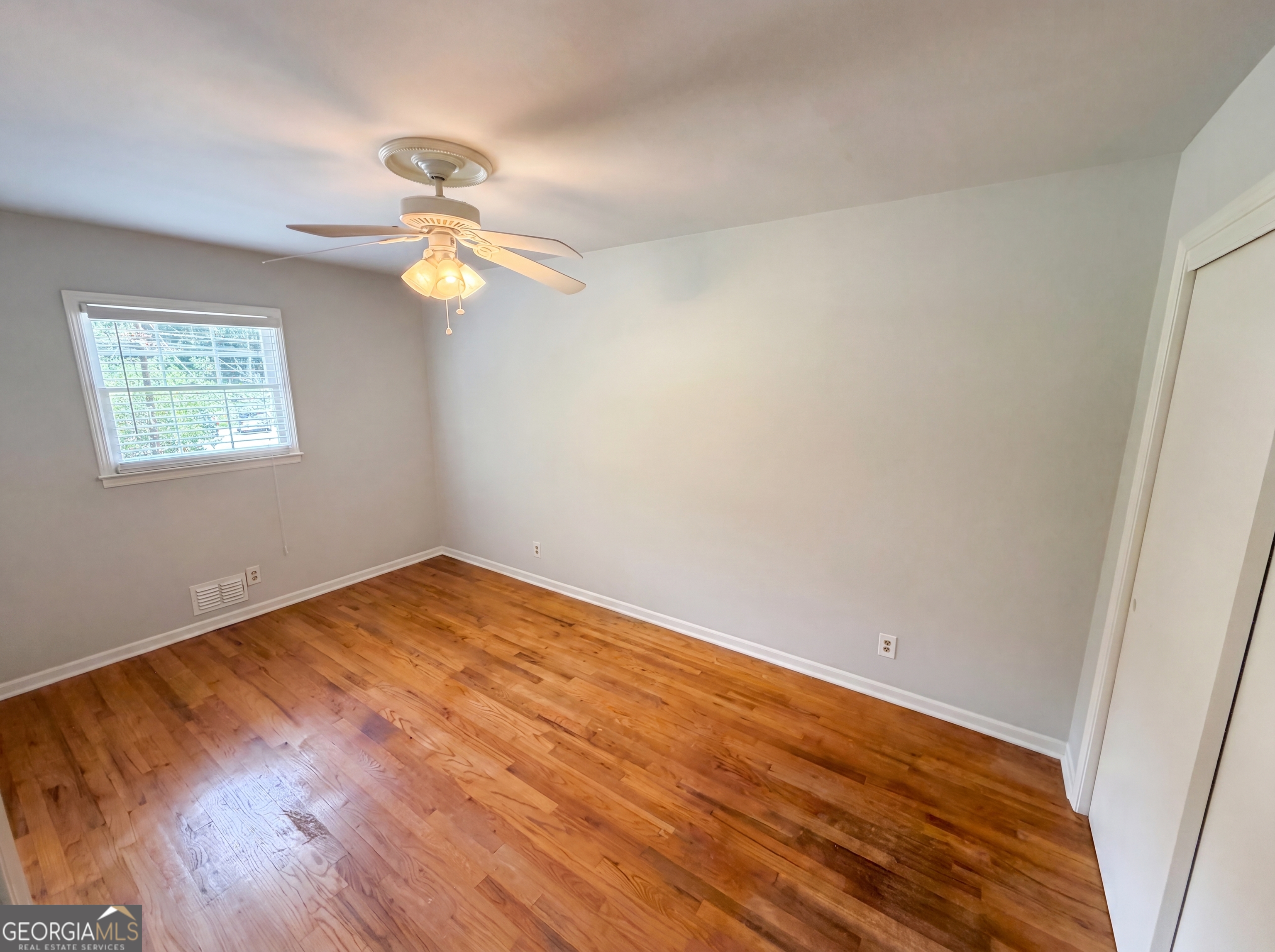 1271 Seven Springs Circle Property Photo 4