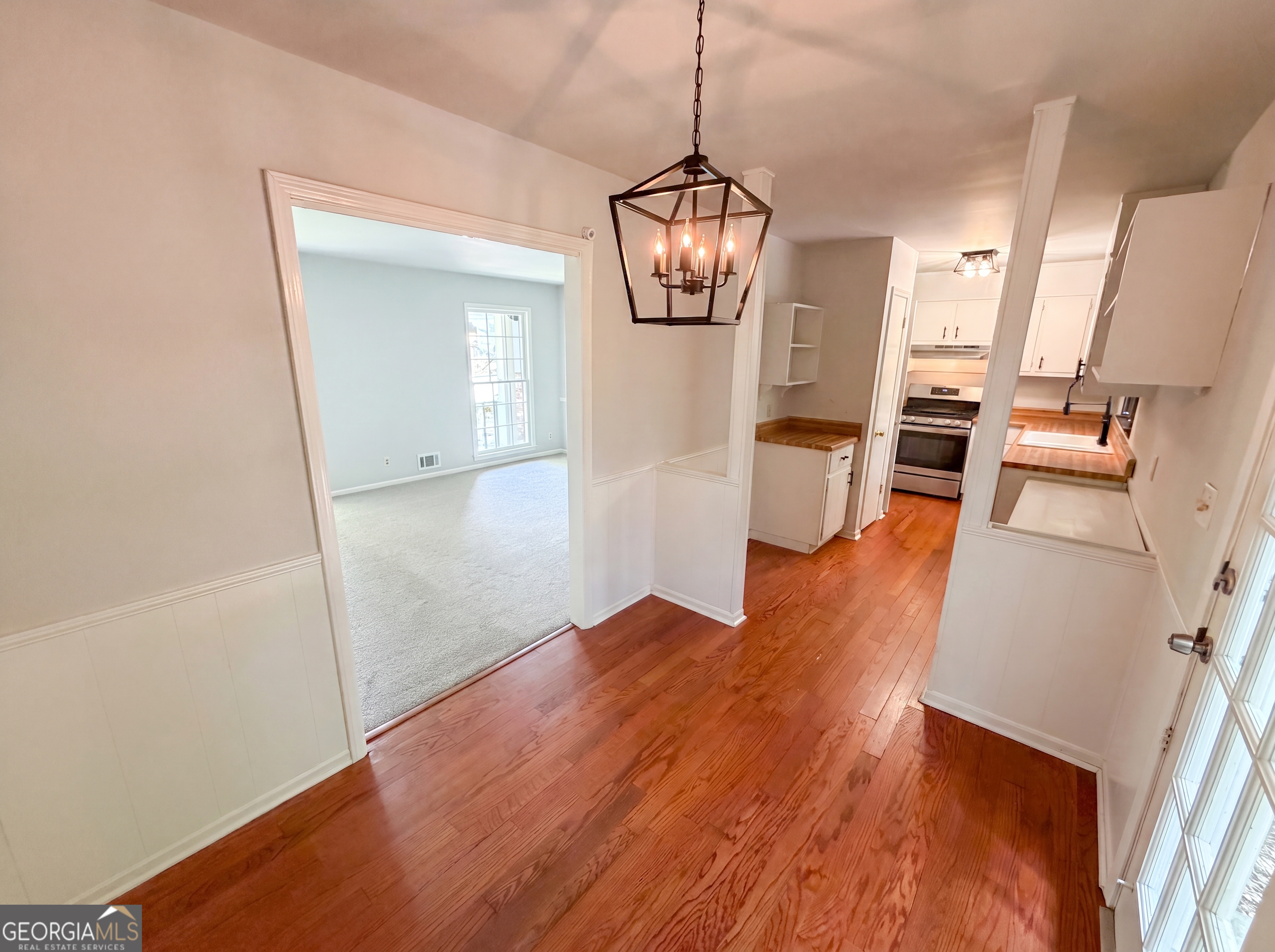 1271 Seven Springs Circle Property Photo 8