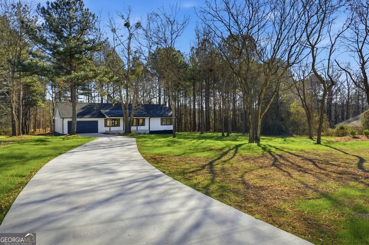 930 Wynn Road Property Photo 4
