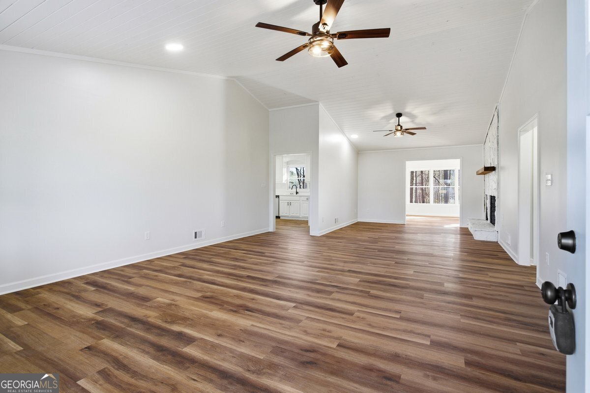 930 Wynn Road Property Photo 14