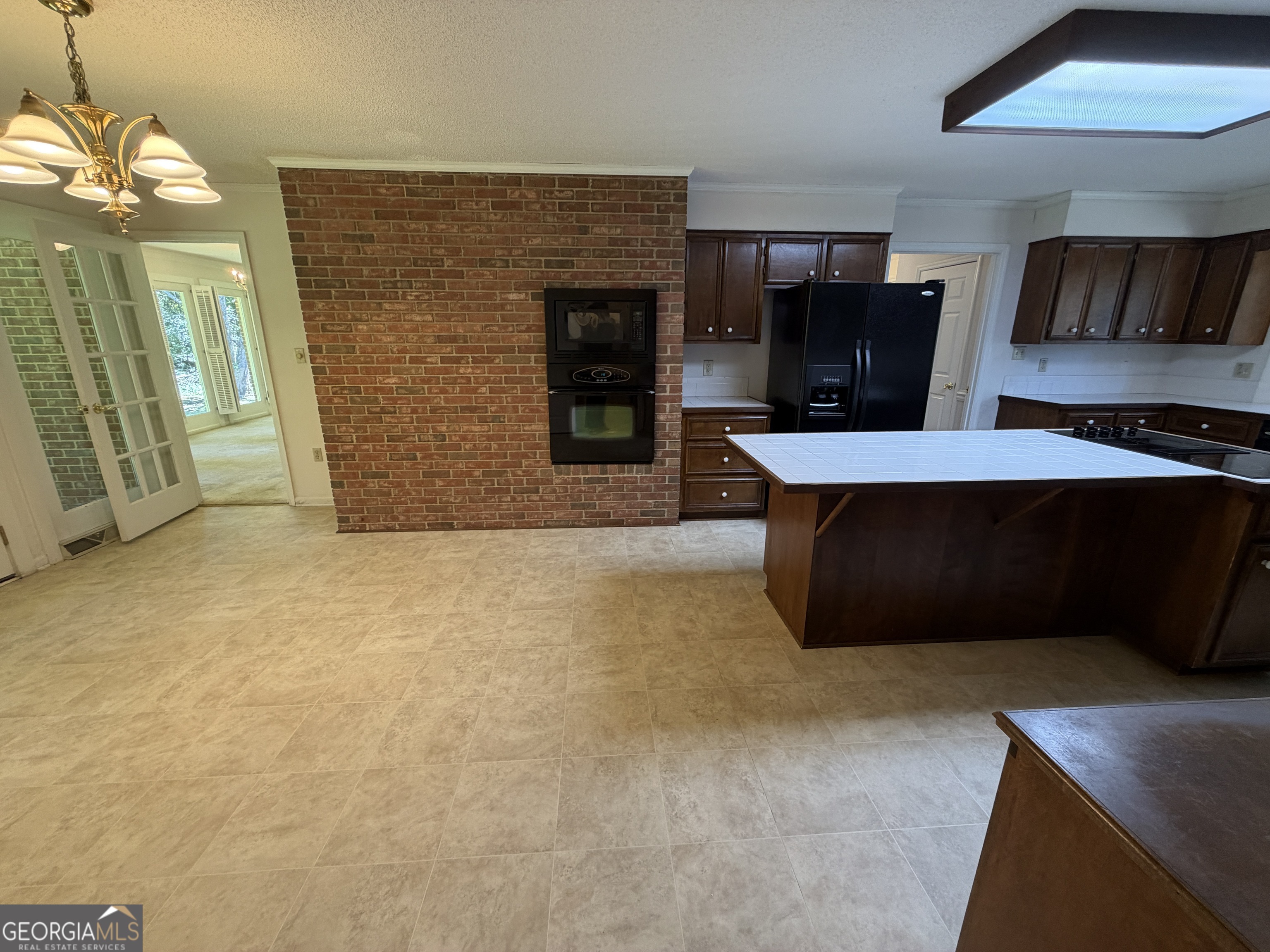 683 Chestnut Drive Property Photo 10