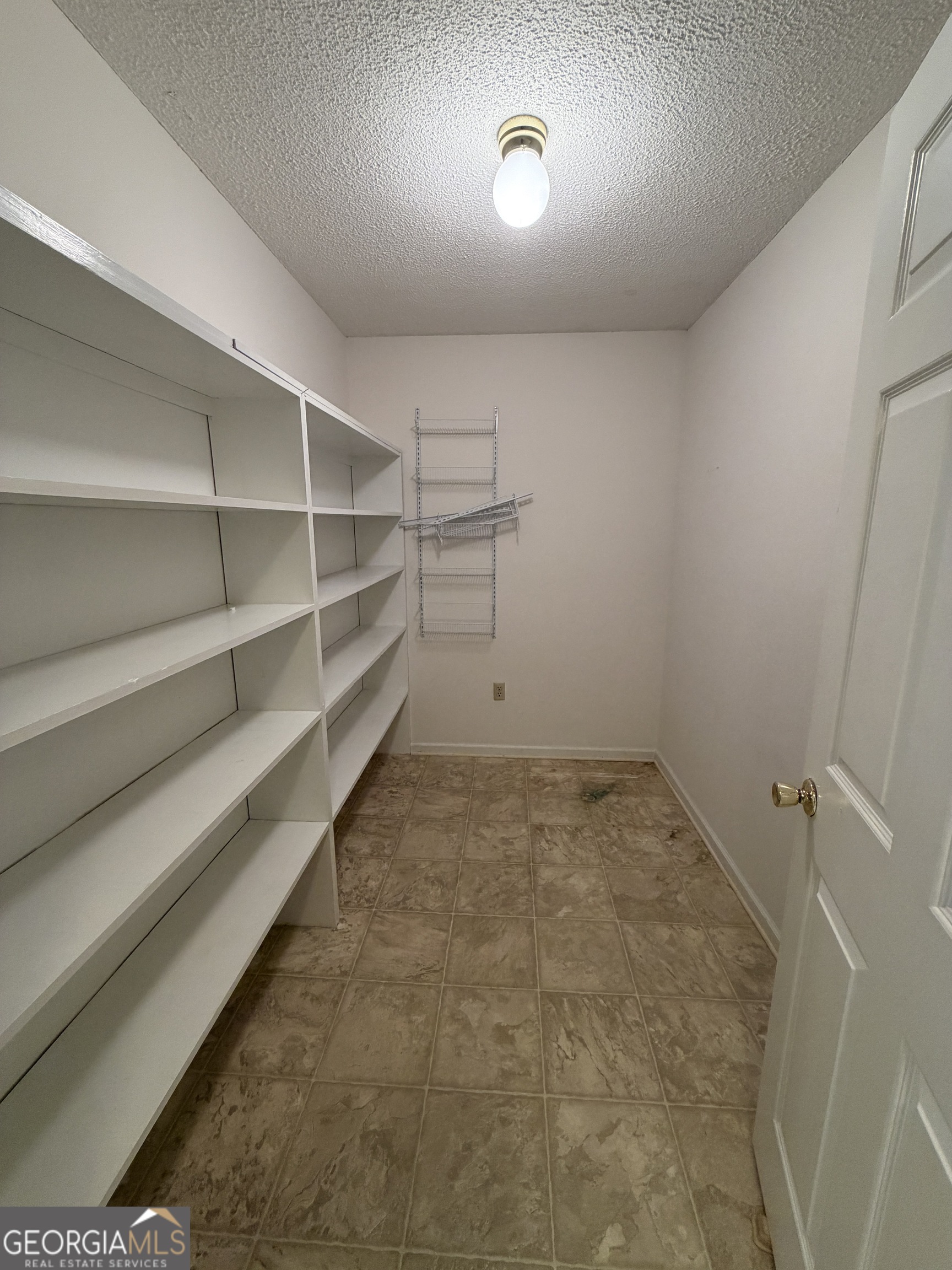683 Chestnut Drive Property Photo 13