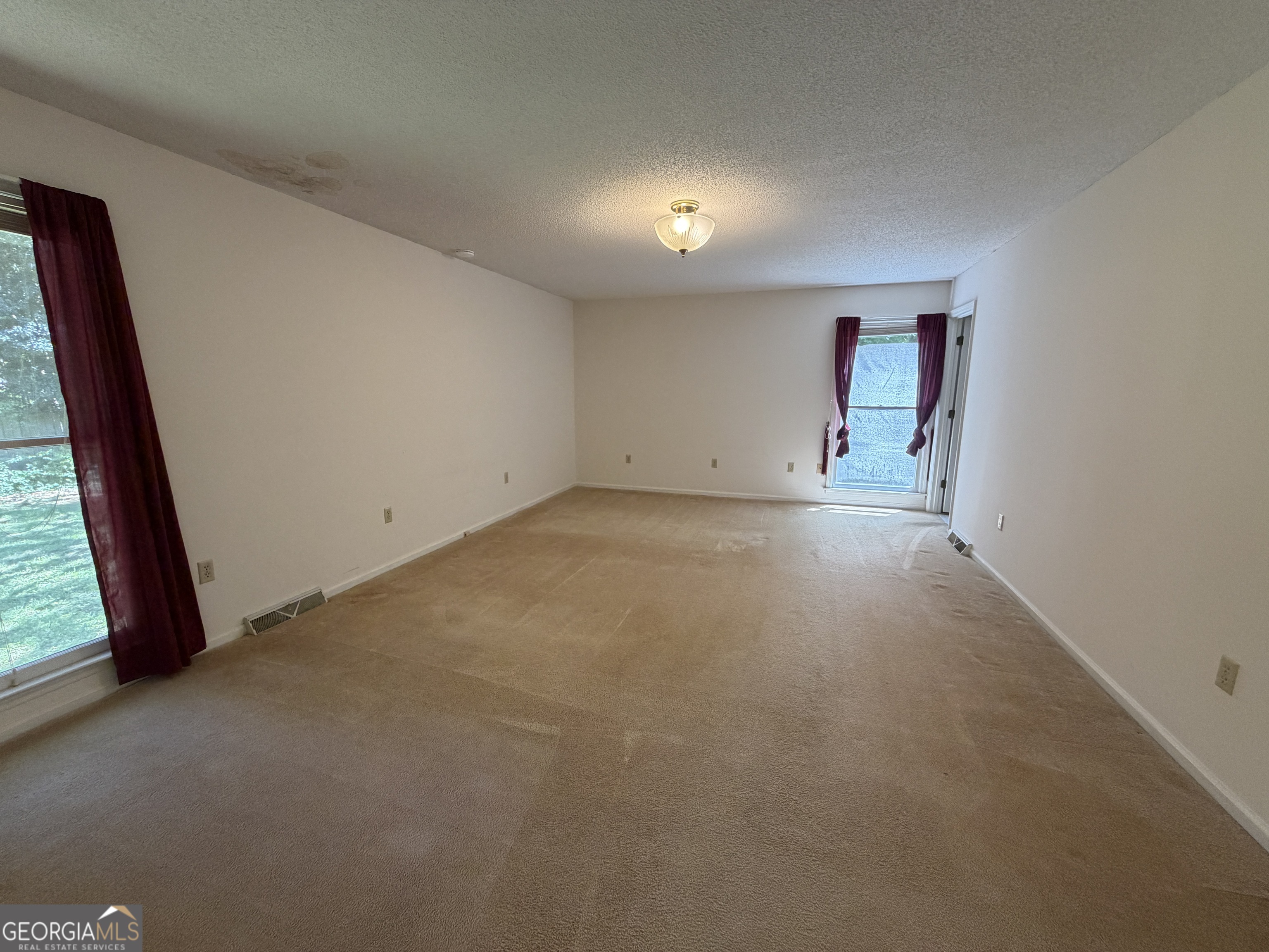 683 Chestnut Drive Property Photo 14