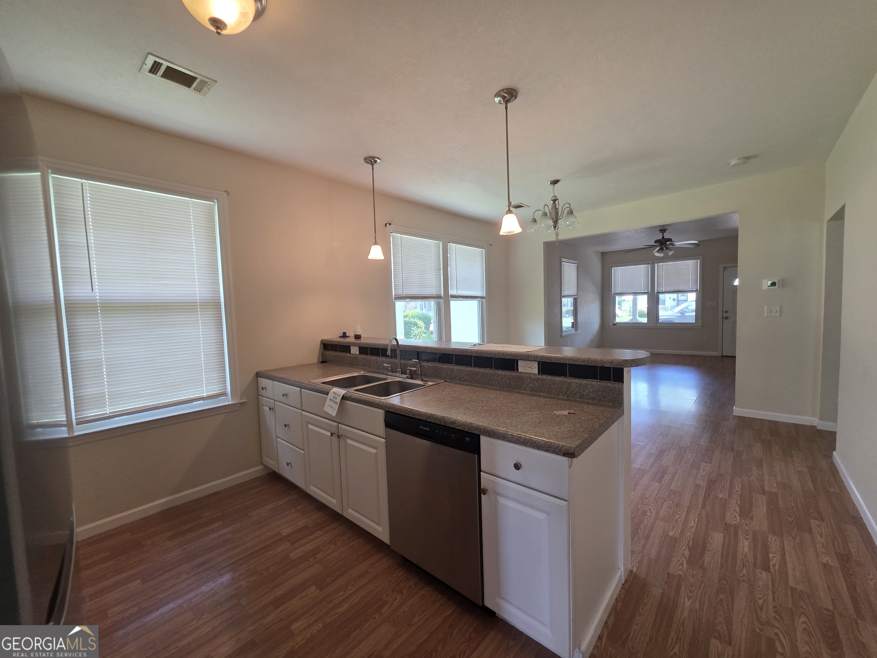 1313 Beman Street Property Photo 5