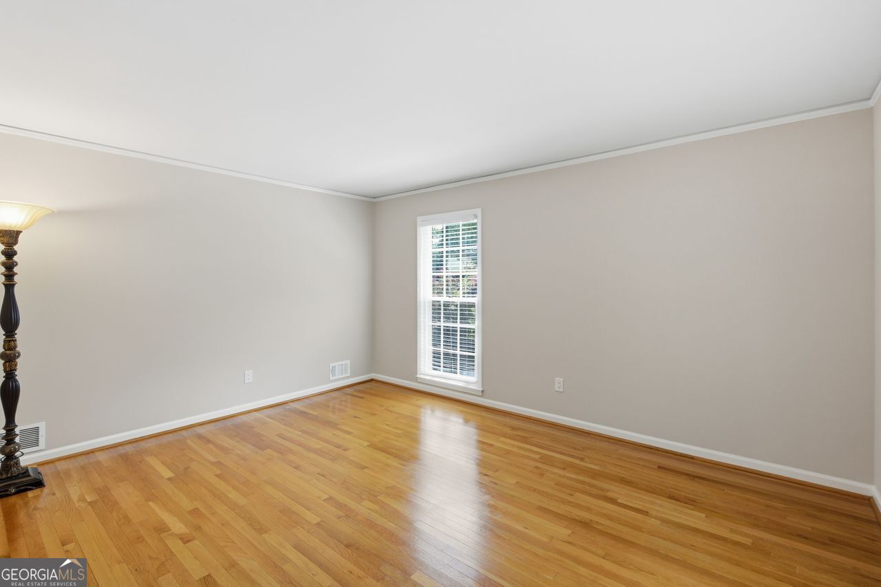 435 Stonebridge Drive Property Photo 6