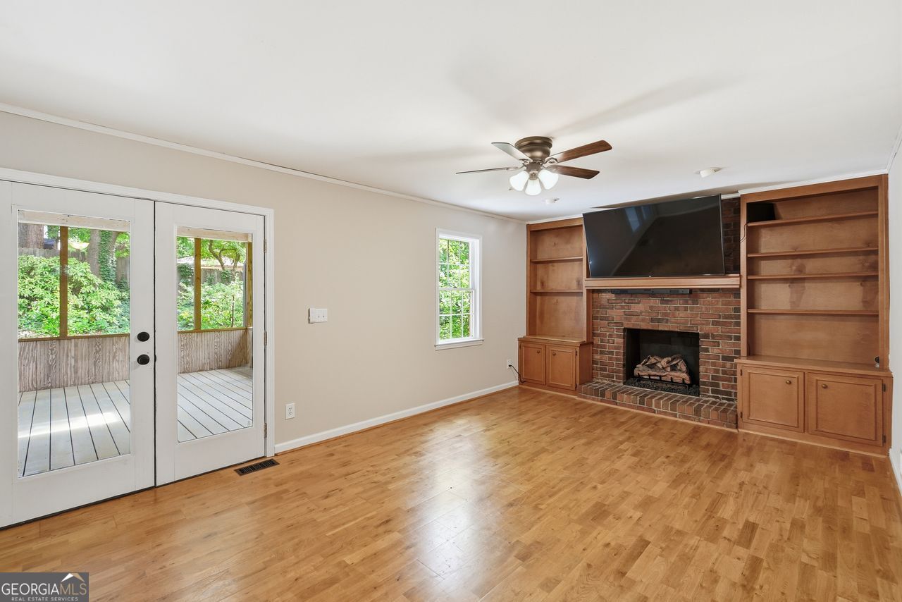 435 Stonebridge Drive Property Photo 14