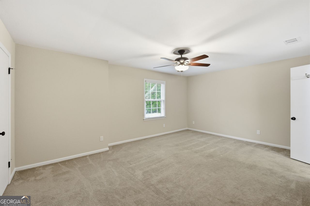 435 Stonebridge Drive Property Photo 18