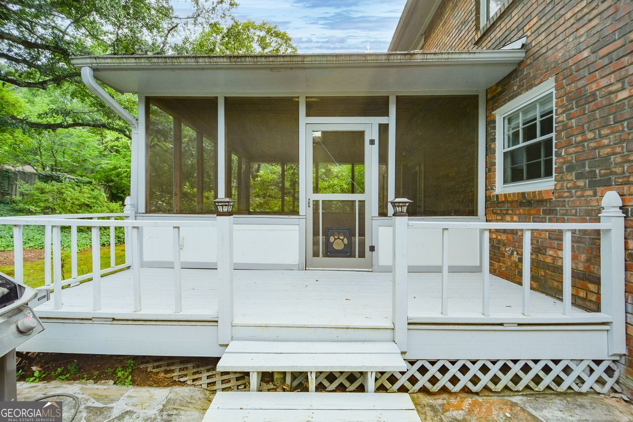 435 Stonebridge Drive Property Photo 37