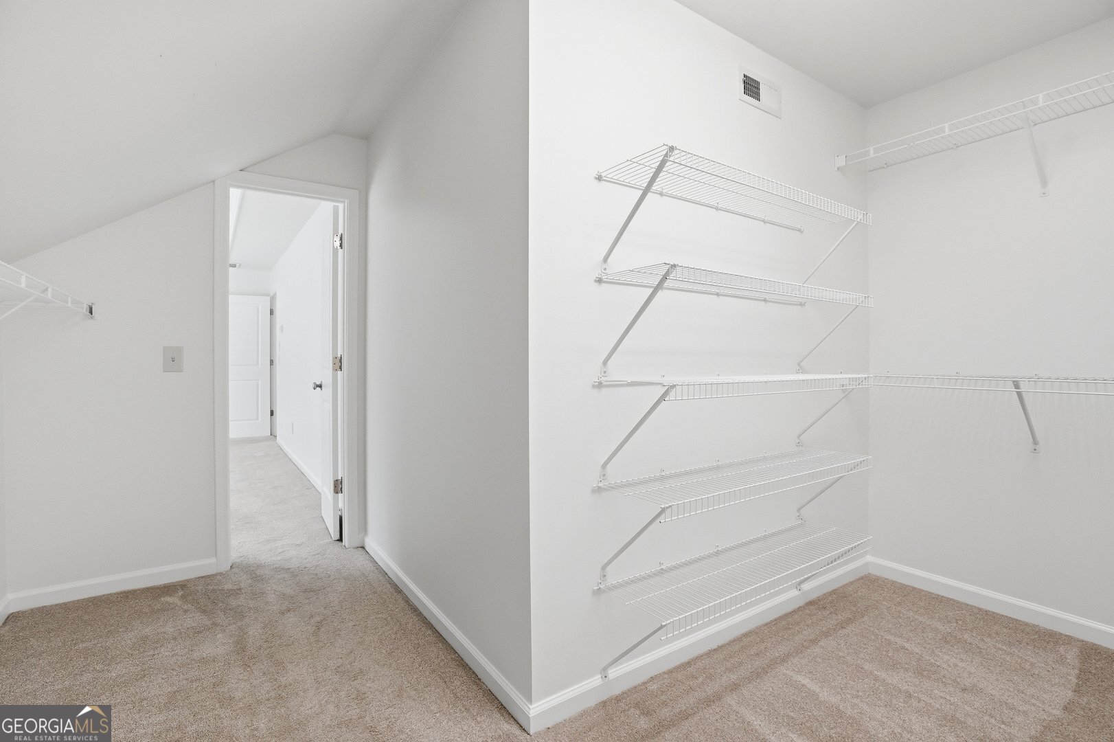 1222 Marinette Way Property Photo 15
