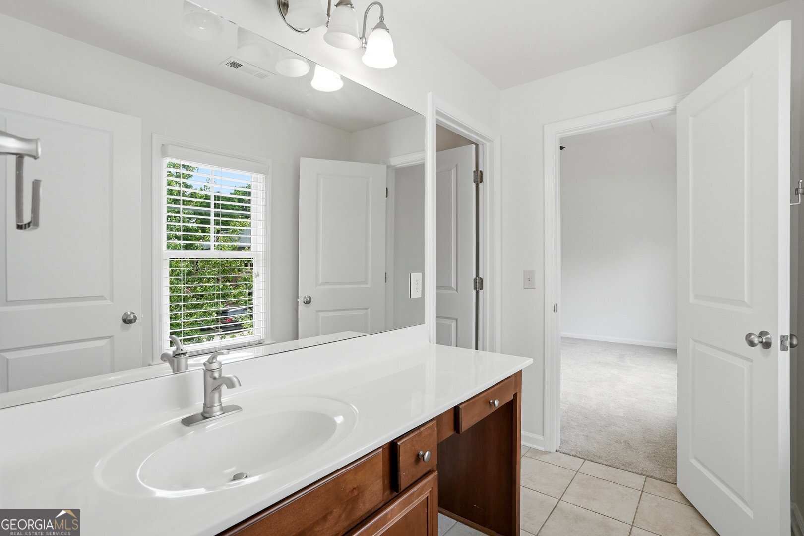 1222 Marinette Way Property Photo 23