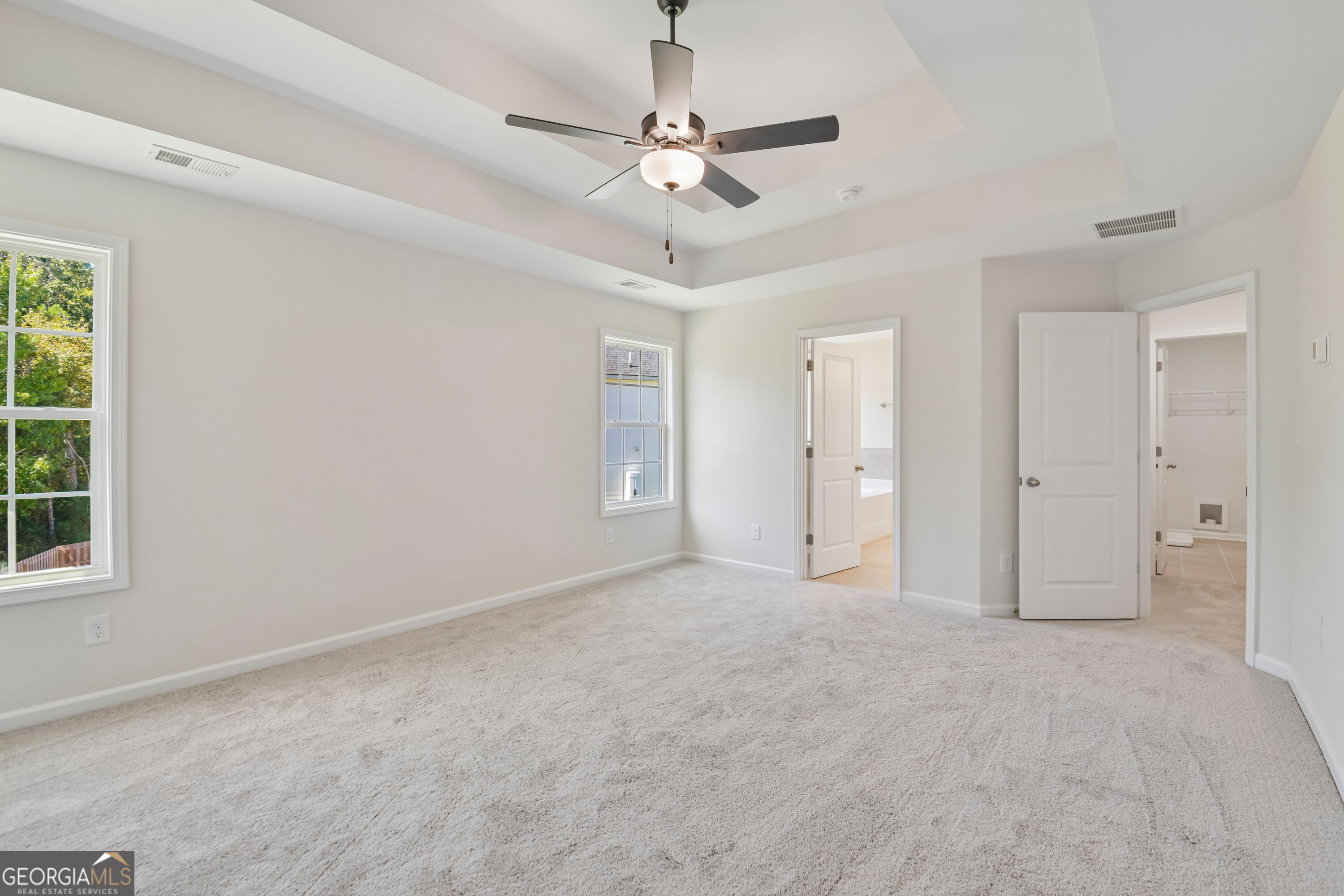 221 Meadows Lane # 189 Property Photo 10