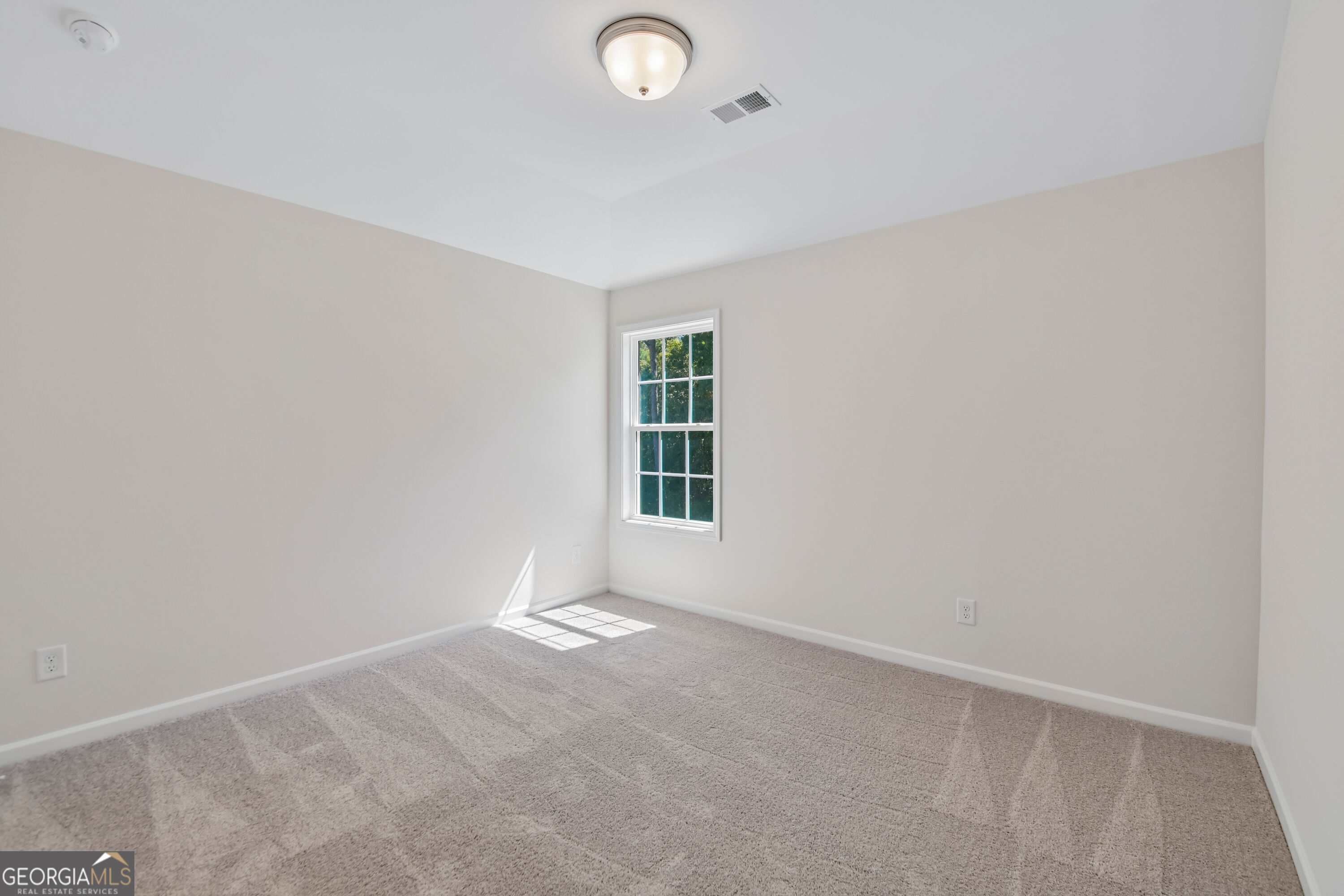 221 Meadows Lane # 189 Property Photo 17