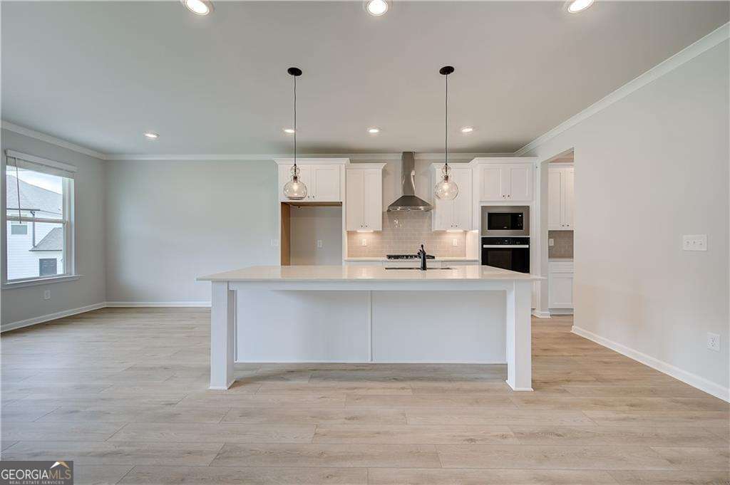908 Kranston Drive Property Photo 10