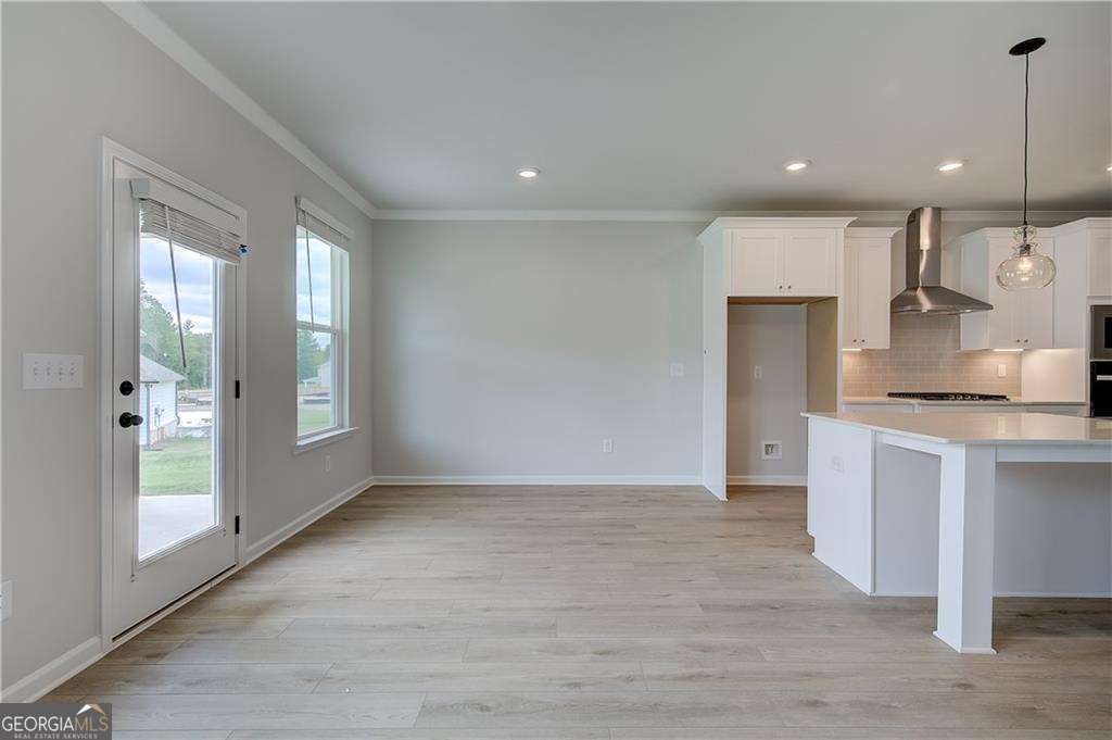 908 Kranston Drive Property Photo 12
