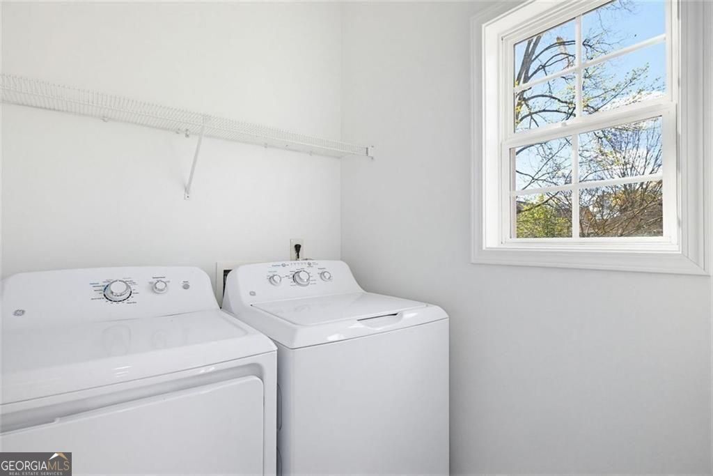181 South Avenue Se Property Photo 13