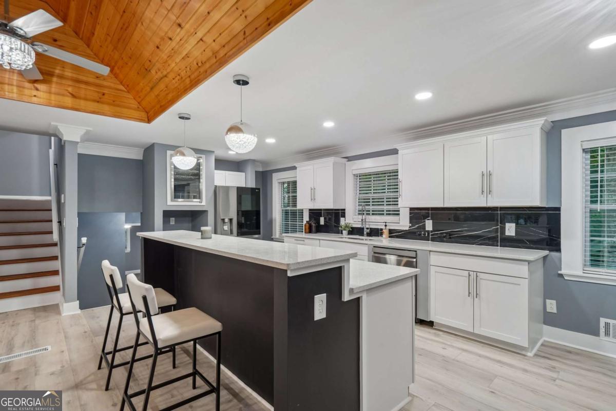 1564 Bubbling Creek Road Ne Property Photo 15