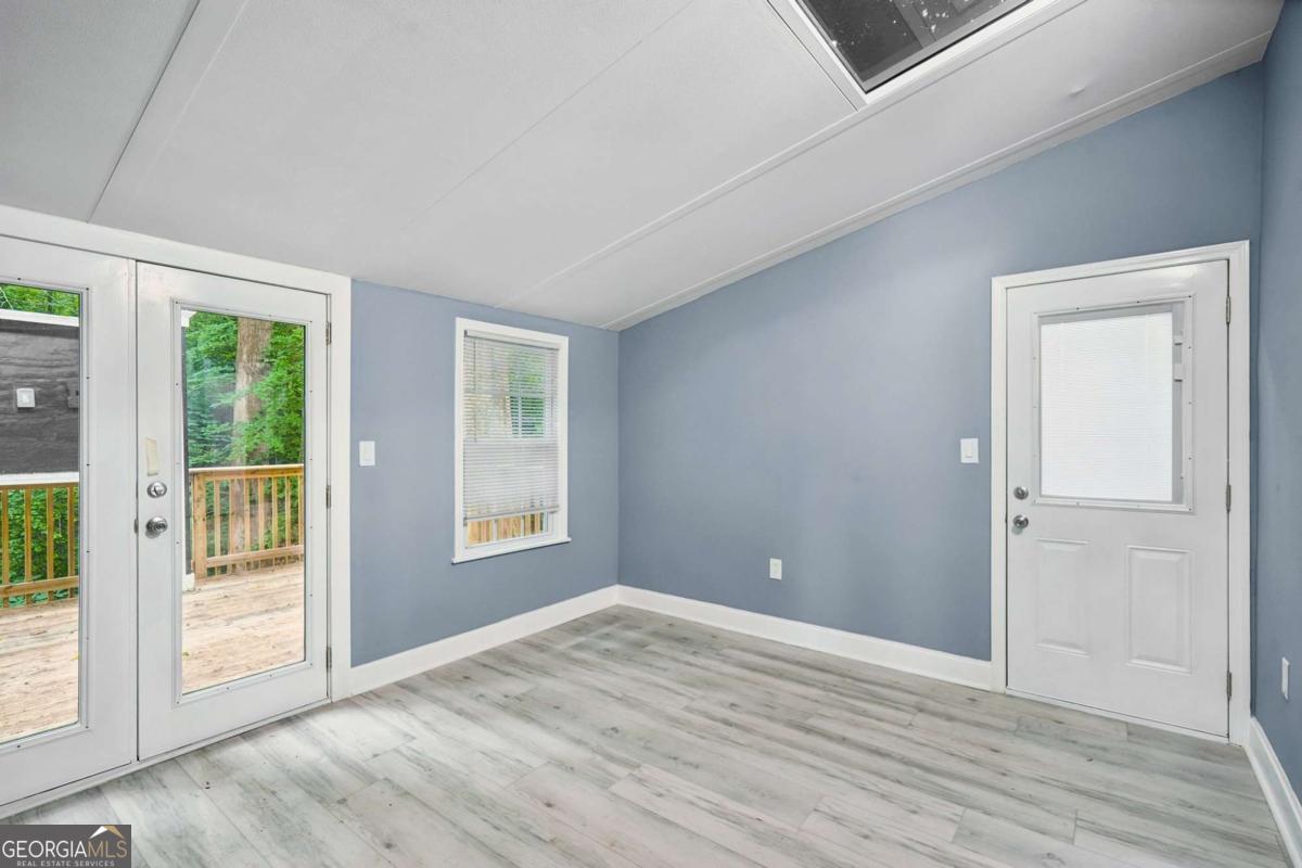 1564 Bubbling Creek Road Ne Property Photo 24