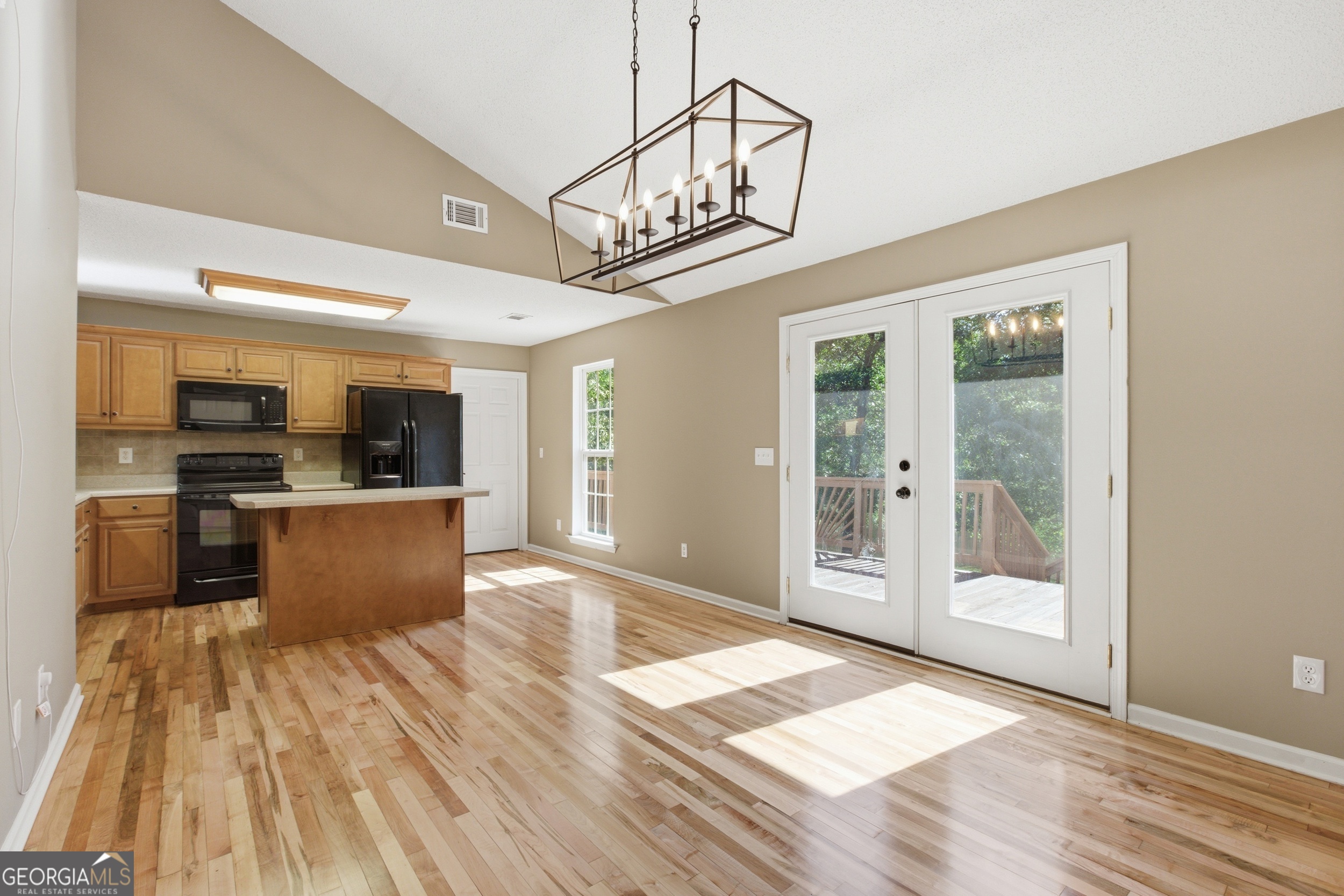 171 Winding Way Property Photo 10