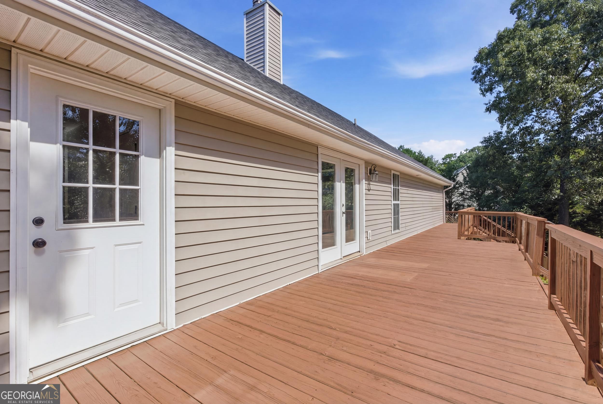 171 Winding Way Property Photo 13