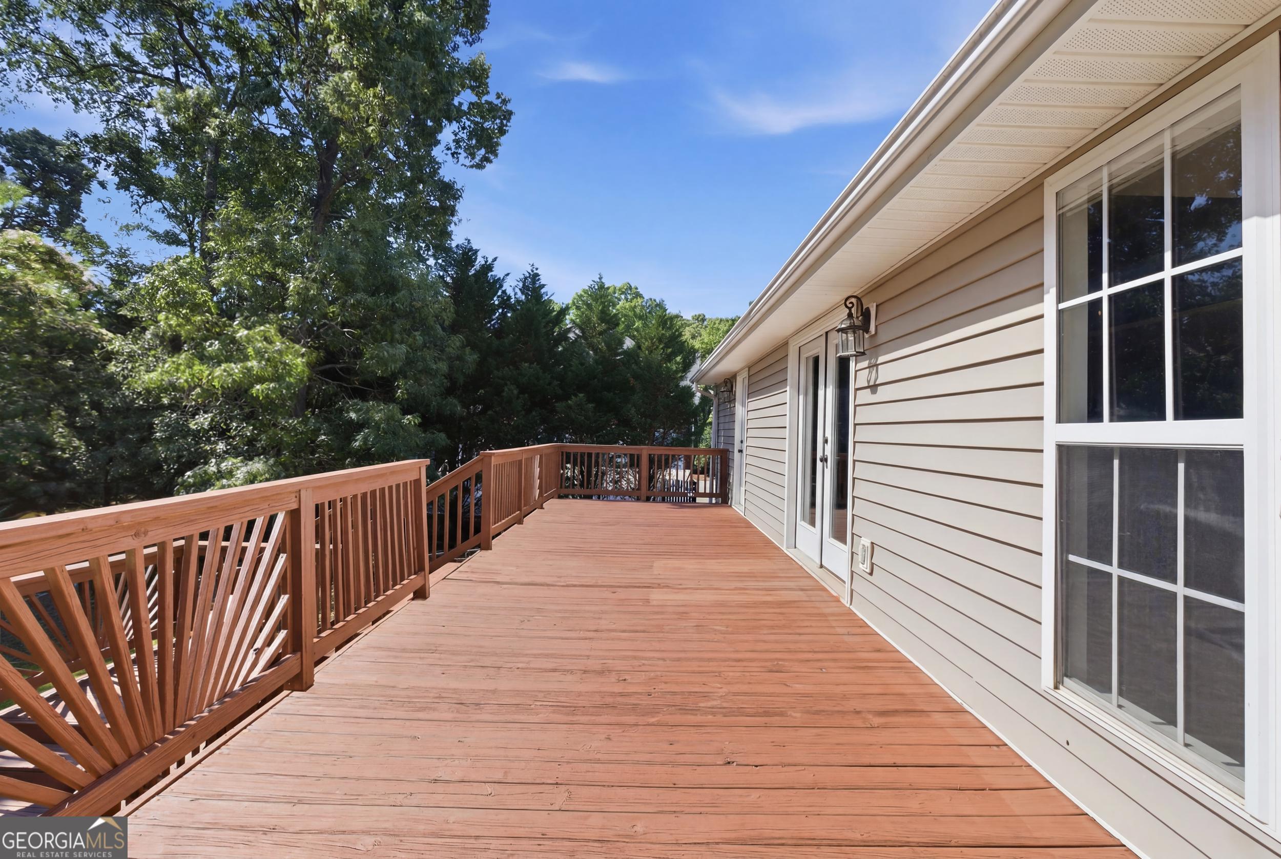 171 Winding Way Property Photo 14